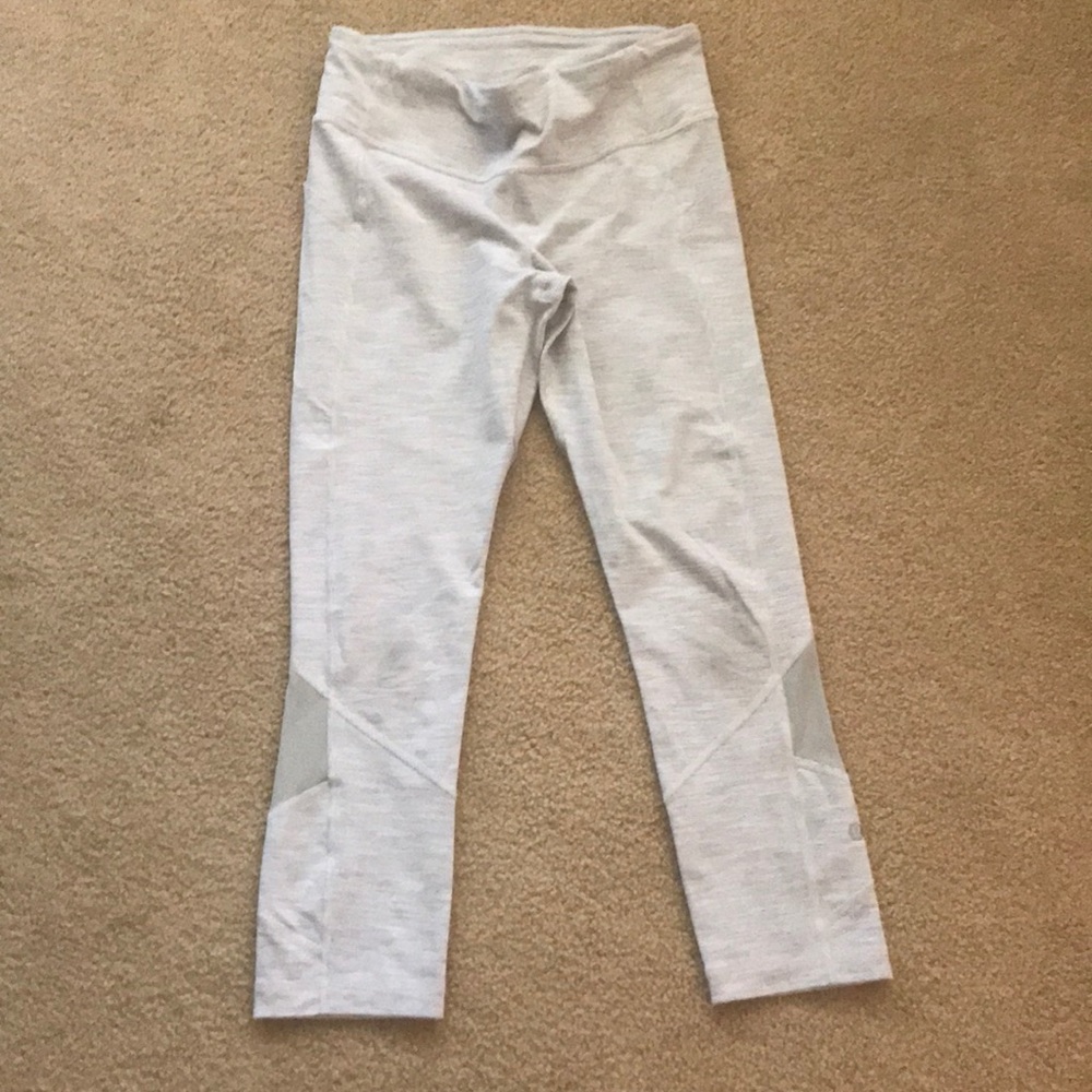 Lululemon crops